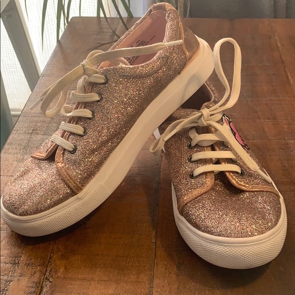 jessica simpson tennis shoes